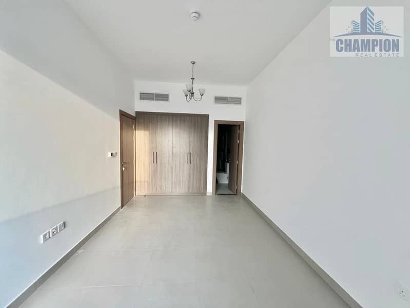 7 L Oliver 220 1 bhk - 1 of 14. jpeg