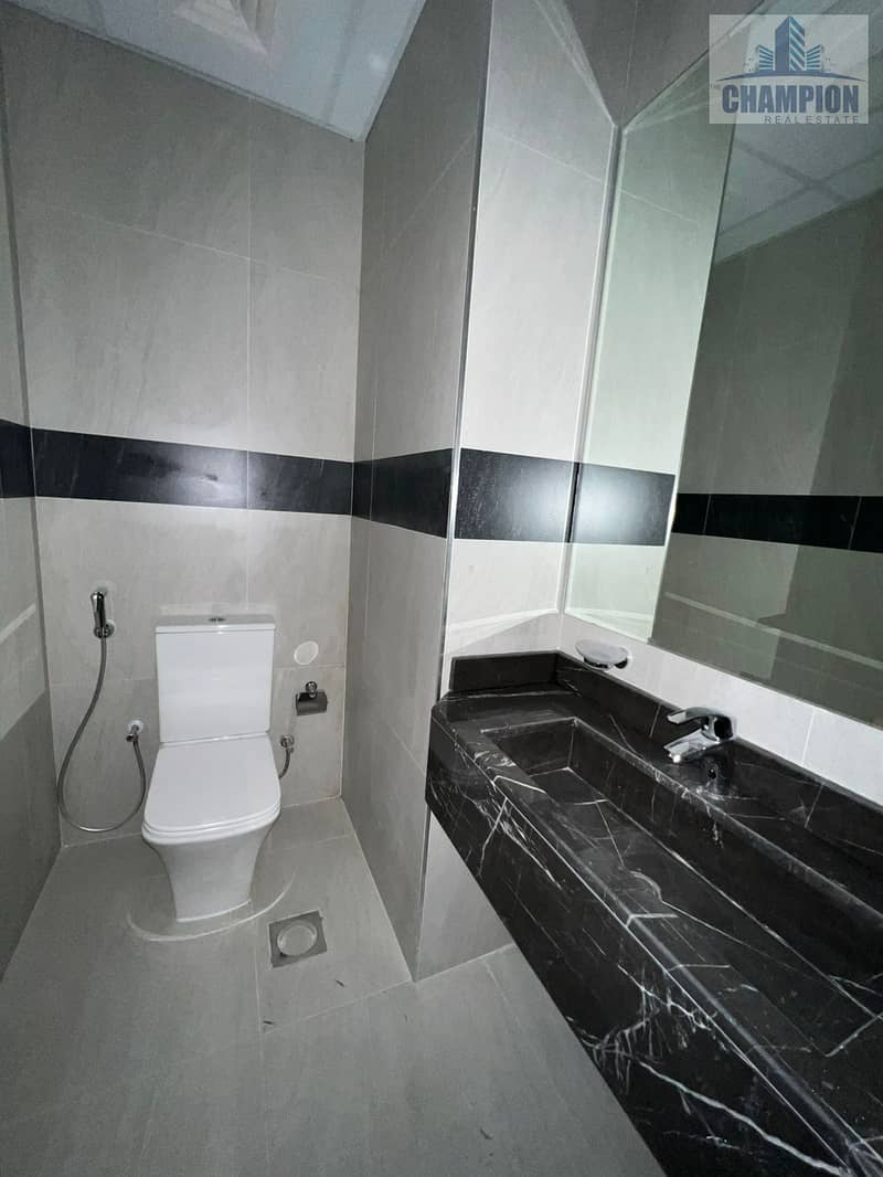16 L OLIVER 208 1 bhk  - 18 of 19. jpeg