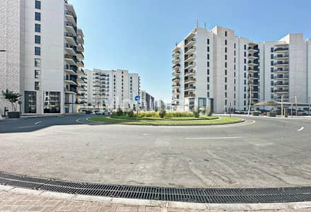 2 Bedroom Flat for Sale in Yas Island, Abu Dhabi - Community View | Low Floor | Rented Unit