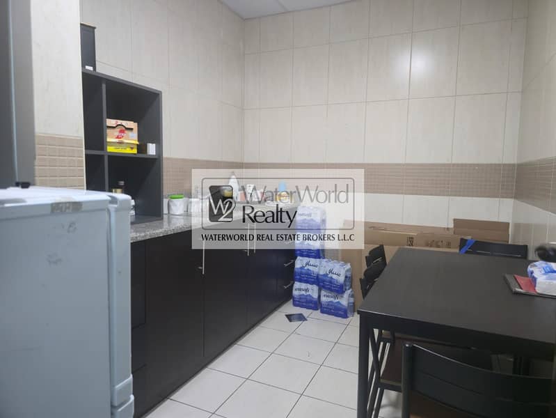 9 515a53bd-33b3-419b-bc5d-ddfc8fd895b9. jpg