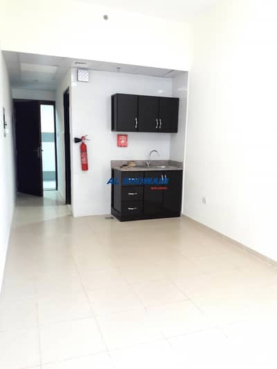 Wonderful Studio behind Etisilat office Al baraha Wonderful Studio behind Etisilat office Al baraha