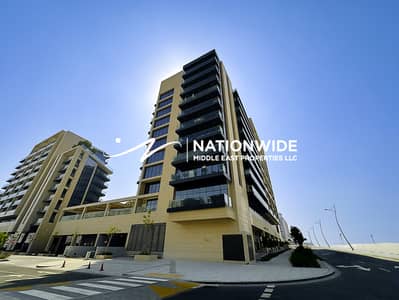 Studio for Sale in Saadiyat Island, Abu Dhabi - Elegant Unit| Vacant|Garden+Pool Views|Prime Area Studio for Sale in Saadiyat Island, Abu Dhabi - Elegant Unit| Vacant|Garden+Pool Views|Prime Area