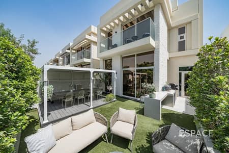 3 Schlafzimmer Villa zum zum Verkauf in Al Furjan, Dubai - Villa in Al Furjan,Al Furjan West, 3 schlafzimmer, 5199999 AED - 15117915 3 Schlafzimmer Villa zum zum Verkauf in Al Furjan, Dubai - Villa in Al Furjan,Al Furjan West, 3 schlafzimmer, 5199999 AED - 15117915