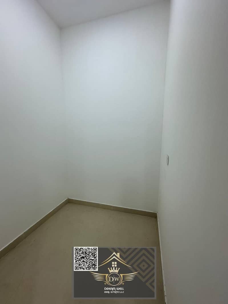 14 WhatsApp Image 2025-10-06 at 19.42. 35_befec343. jpg