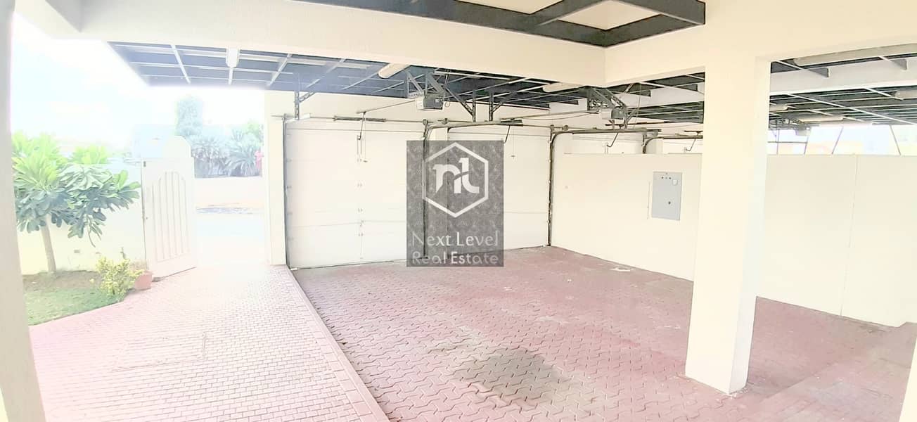 DAZZLING FIVE BED ROOM VILLA WITH PRIVATE POOL IN AL MANARA DAZZLING FIVE BED ROOM VILLA WITH PRIVATE POOL IN AL MANARA