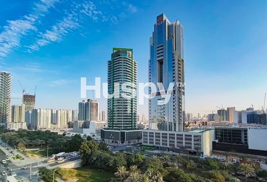 Large Layout | Full Park View | Fitted Kitchen Large Layout | Full Park View | Fitted Kitchen
