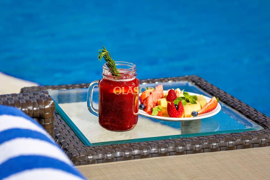 9 Swimming Pool with Drinks and Fruits. jpg