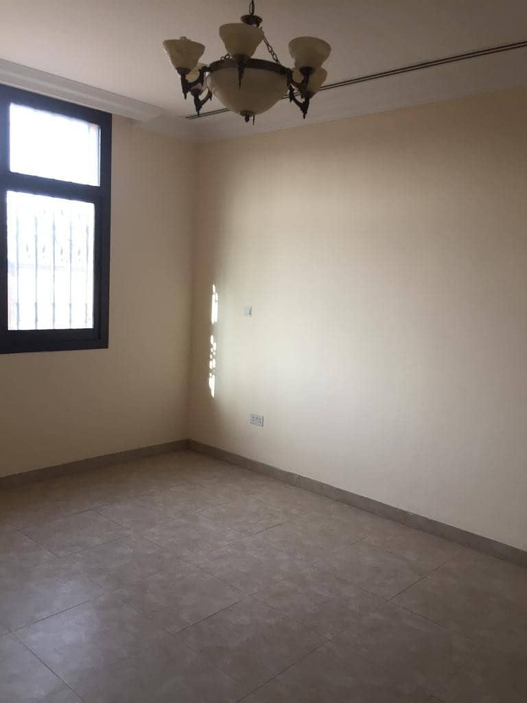 Вилла в Шаркан, 4 cпальни, 115000 AED - 4442729