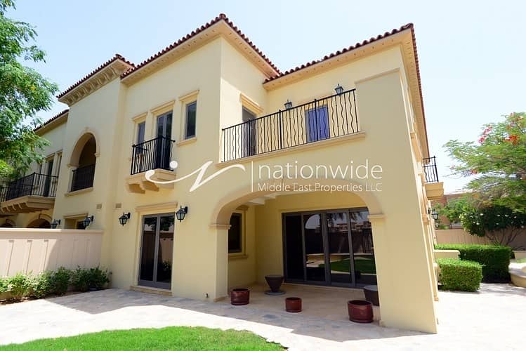 Modern Urban Living with Spacious Garden Modern Urban Living with Spacious Garden