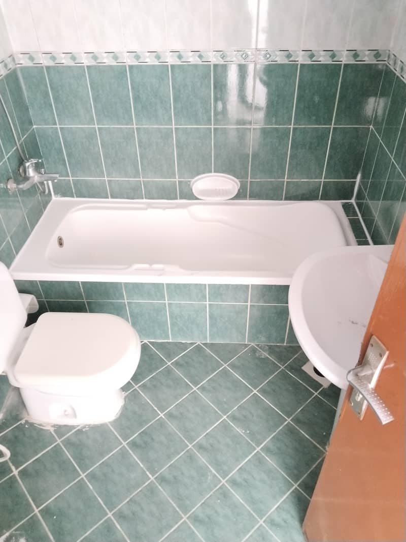 8 1000726456. jpg