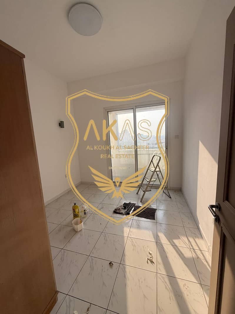Chiller Free Huge Size 3BHK, With Balcony | Union Metro | Family Only | 95K