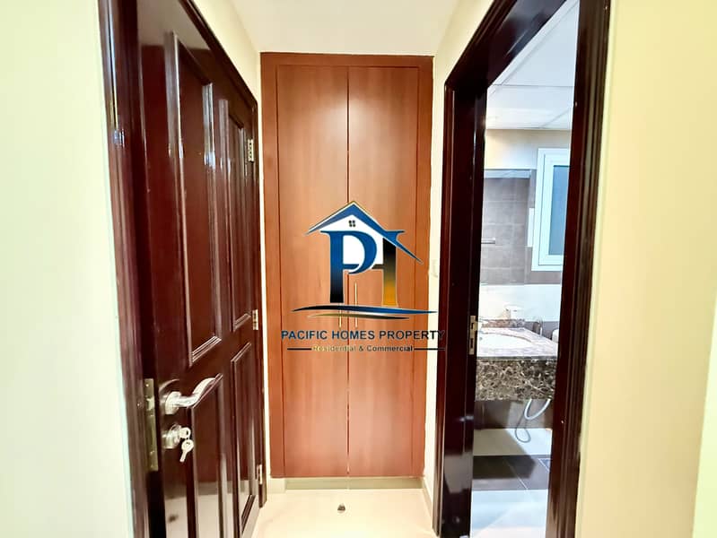 CLOSE TO POND PARK LUXURIOUS 1 BHK WITH 2 BATH GYM POOL PARKING - Image 7