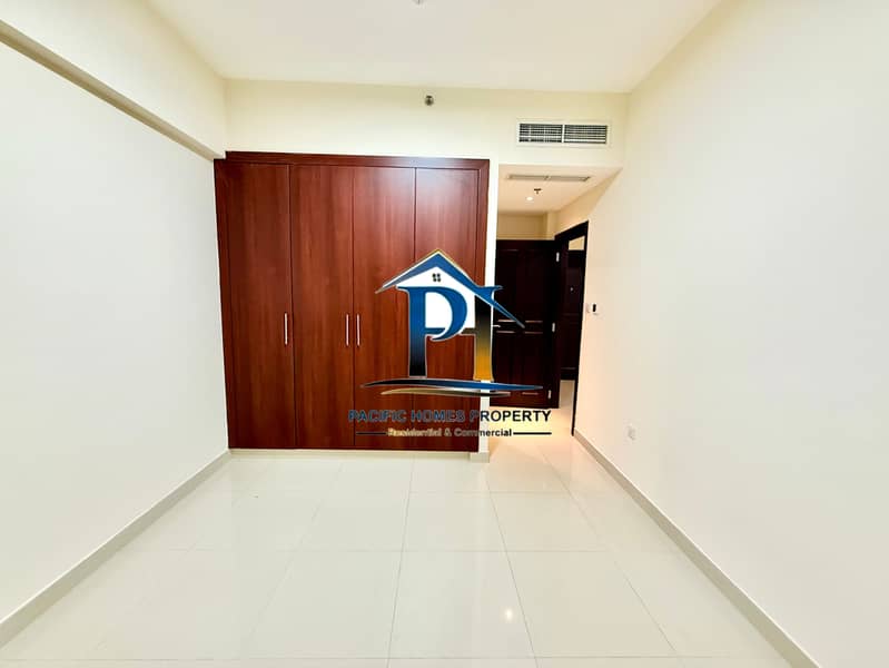 CLOSE TO POND PARK LUXURIOUS 2 BHK WITH 2 Bath GYM POOL PARKING