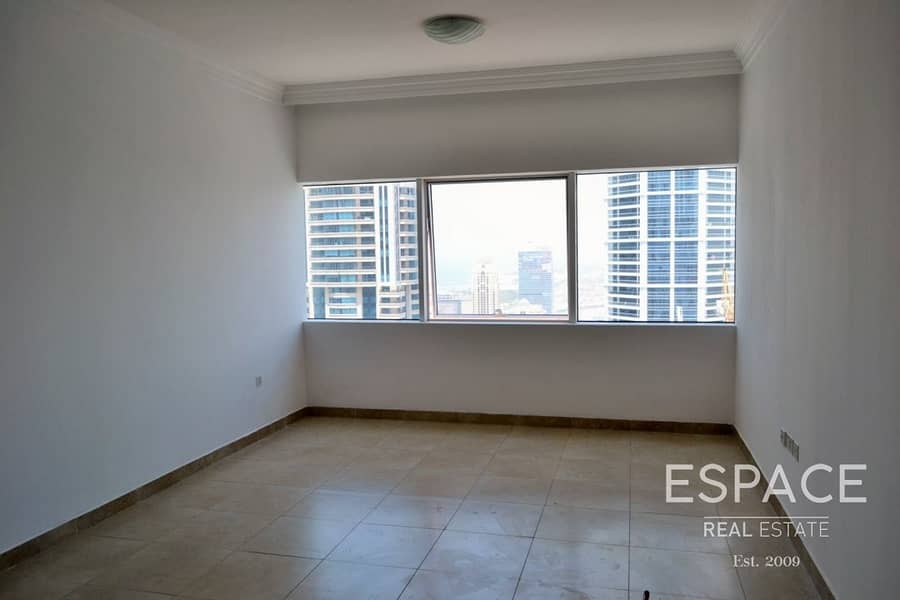 Unfurnished | 1 Bedroom | Well Maintained