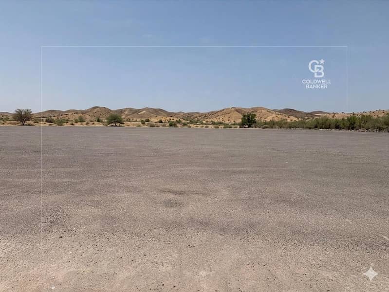 Biggest Yard | With Office | Standalone – další