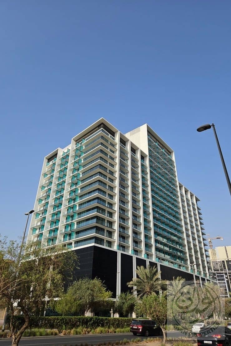 18 binghatti-azure_qx5YZ_xl. jpg