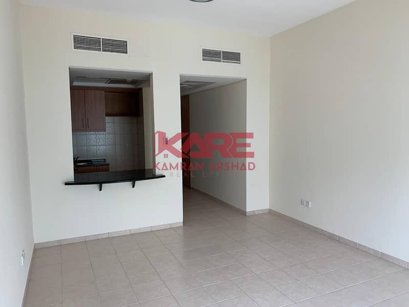 Studio For Sale Close to Amenities Studio For Sale Close to Amenities