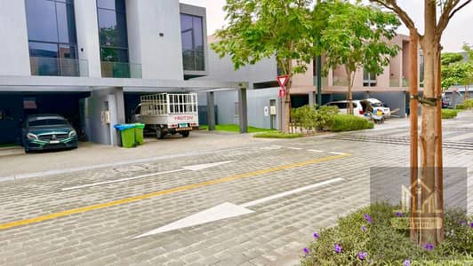 2 Bedroom Townhouse for Rent in Tilal City, Sharjah - 6b9f6d74-5177-44a9-b9d7-039bb2c635d3. jpg 2 Bedroom Townhouse for Rent in Tilal City, Sharjah - 6b9f6d74-5177-44a9-b9d7-039bb2c635d3. jpg