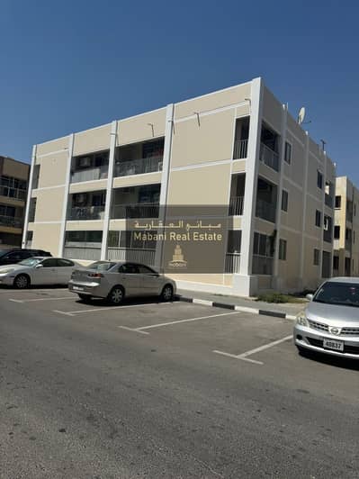 9 Bedroom Building for Sale in Abu Shagara, Sharjah - 65e1b4d7-4e6e-4e8d-a29b-a6be1c750fc7. jpg 9 Bedroom Building for Sale in Abu Shagara, Sharjah - 65e1b4d7-4e6e-4e8d-a29b-a6be1c750fc7. jpg
