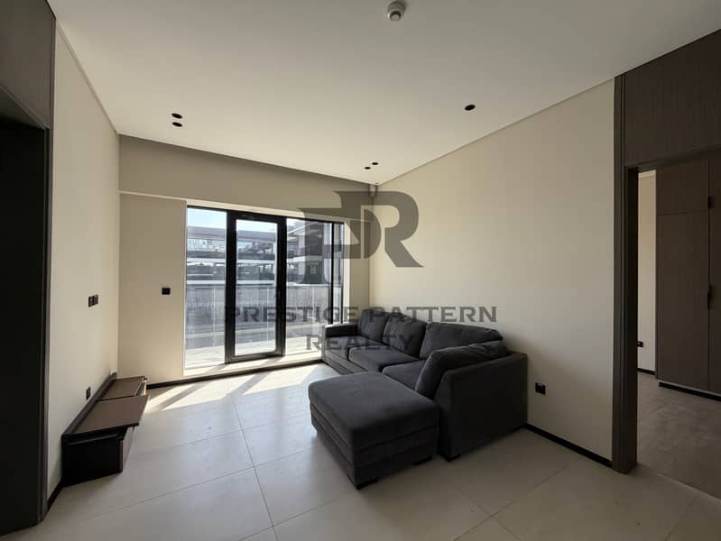 UNFURNISHED | SPACIOUS | MULTIPLE OPTIONS | JUST HANDED OVER - Image 1