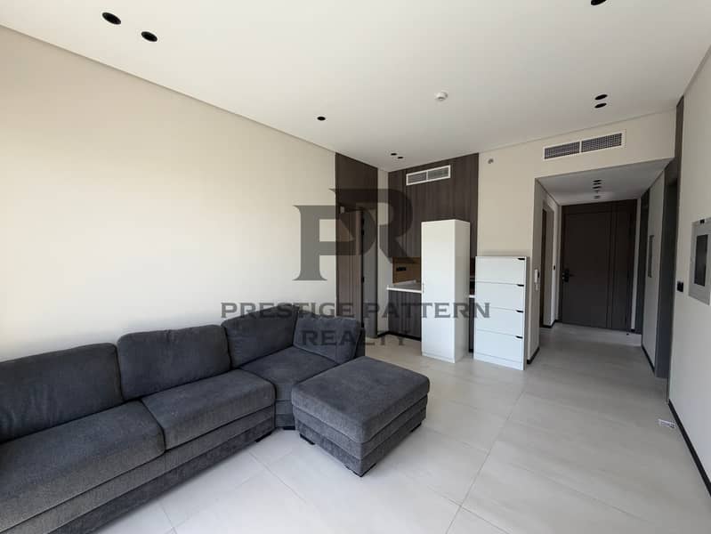 UNFURNISHED | SPACIOUS | MULTIPLE OPTIONS | JUST HANDED OVER - Image 3