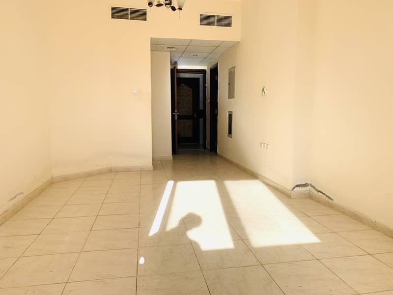 Prime location near saudi jarman hospital near ladies club 2 bhk with balcony open view family tower rent only 25995 al qulayaa