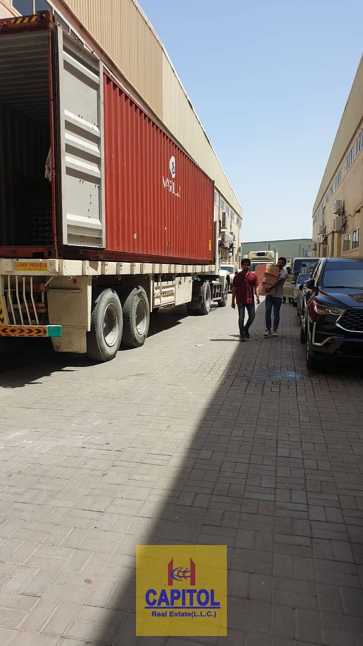 5 PARKING. jpg