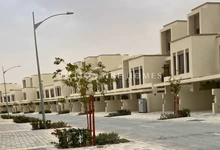 4 Bedroom Villa for Rent in DAMAC Lagoons, Dubai - 1. jpg