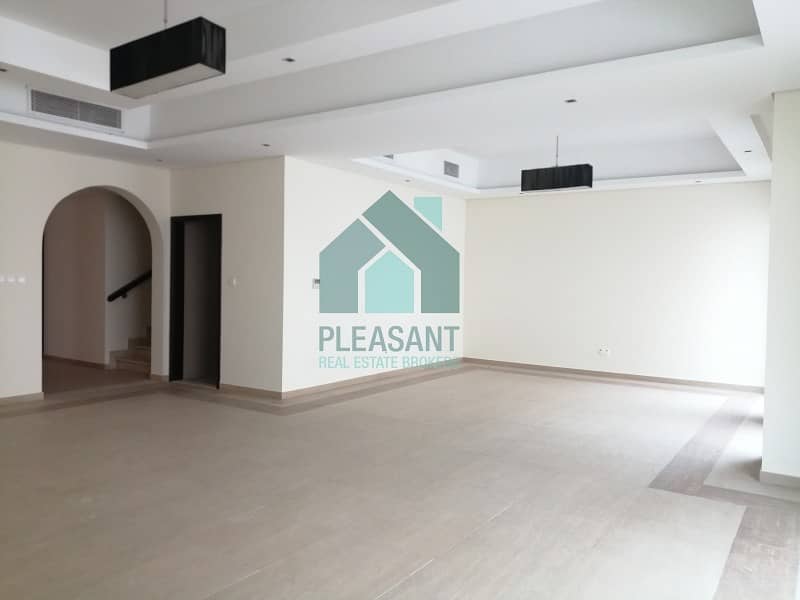 One Month Grace Period | Private Garden| 4 Br + Maids Villa One Month Grace Period | Private Garden| 4 Br + Maids Villa
