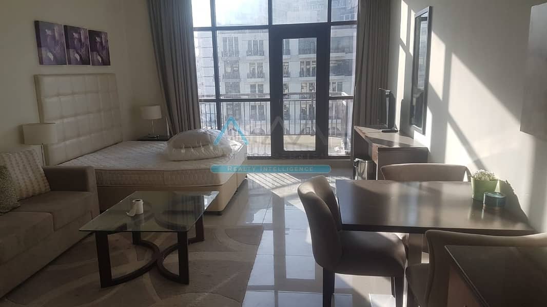 Fully  Furnished  Studio  32000 Spacious Size || Vacant  ready To Move In