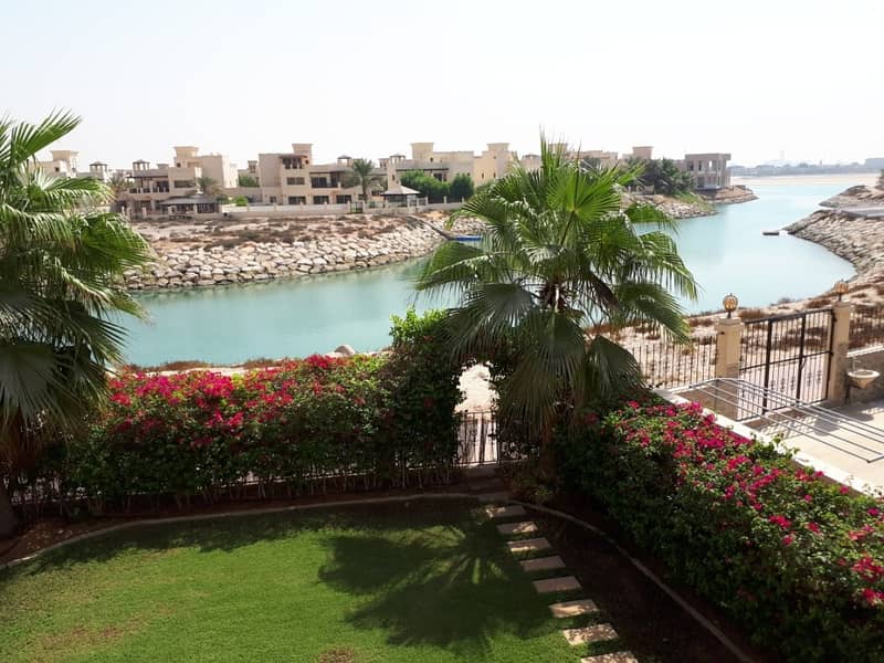 Best Price 3BR Townhouse Golf & Lagoon View