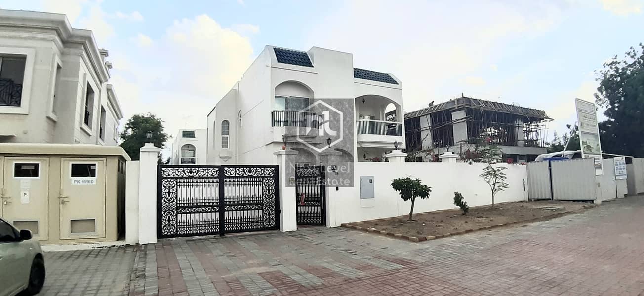 AWESOME FIVE BR INDEPENDENT VILLA IN JUMEIRAH 2