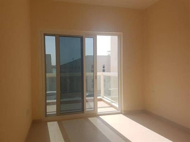 Large Corner Villa | 3BR + maid | Pool & Gym - Image 8