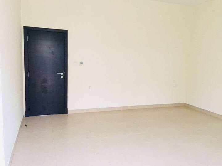 Large Corner Villa | 3BR + maid | Pool & Gym - Image 11