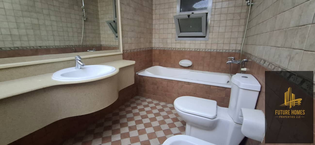 13 1000272758. jpg