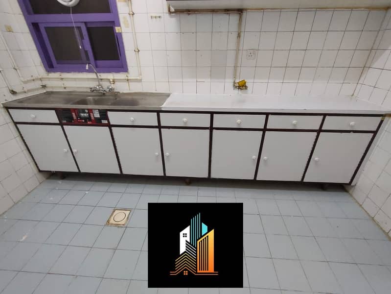 14 8602. jpg