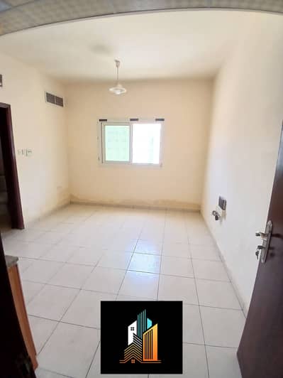 Studio for Rent in Bu Tina, Sharjah - 63696. jpg