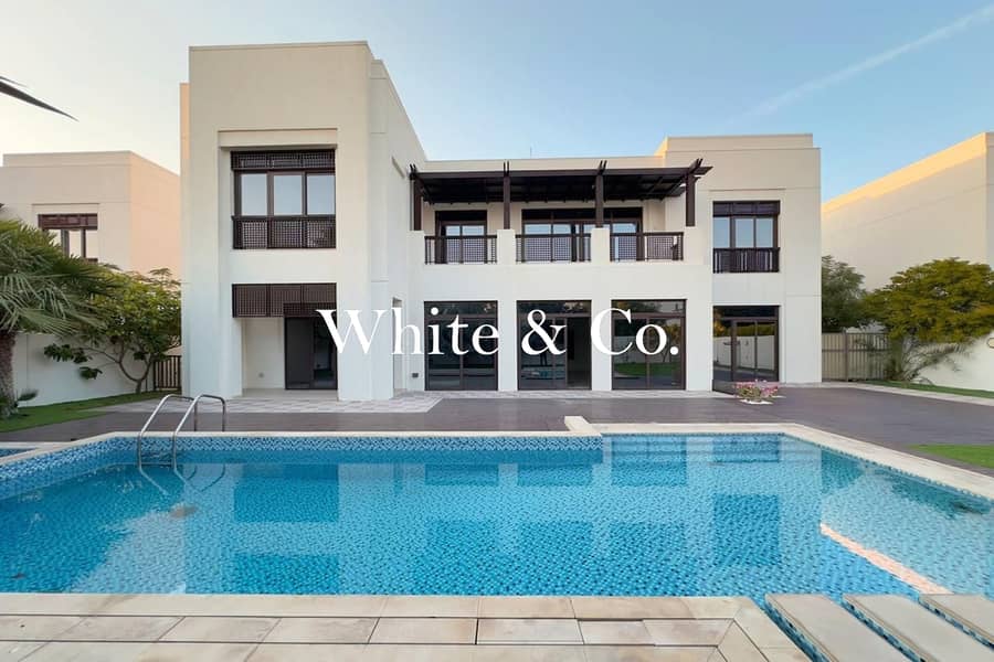 Modern Villa | Vacant Now | 6 Bedrooms Modern Villa | Vacant Now | 6 Bedrooms