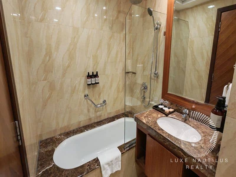 5 003 Bathroom. jpeg