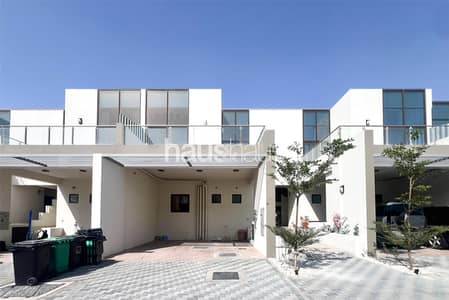 4 Bedroom Villa for Rent in Mohammed Bin Rashid City (MBR City), Dubai - 4 BR + Maids | Unfurnished | Vacant