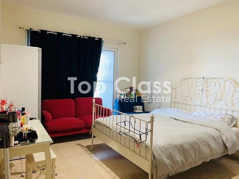 Unfurnished | Vacant | Higher Floor Unfurnished | Vacant | Higher Floor