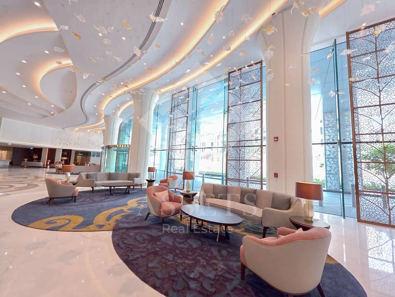 27 Lobby 3. jpg