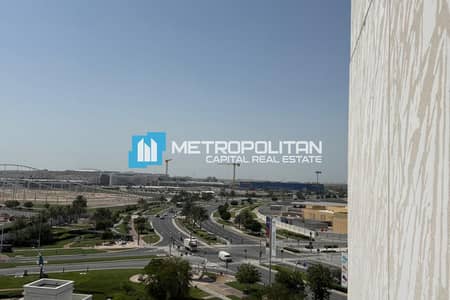 Studio for Rent in Yas Island, Abu Dhabi - Canal and Ferrari World View | Vacant | Balcony