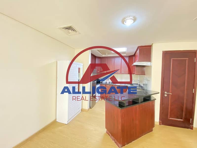 15 Kitchen view. jpg