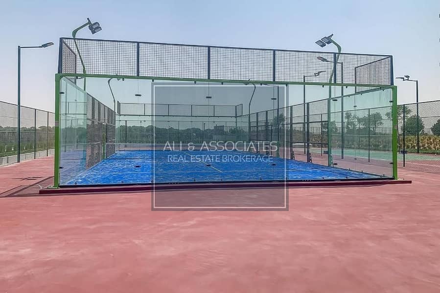 5 Padel court. jpg