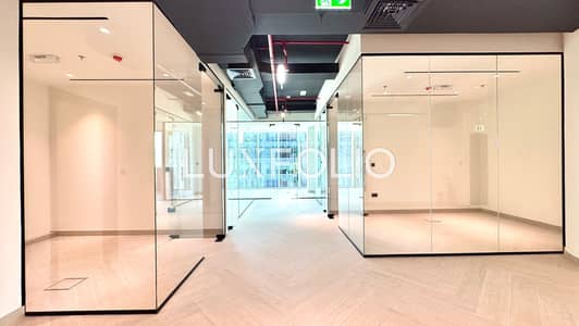 Office for Sale in Business Bay, Dubai - Premium Corner Office | Balcony | Next to Metro