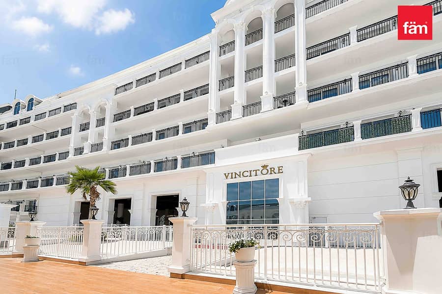 Resort Style Living | Pool View | Multiple Units Resort Style Living | Pool View | Multiple Units