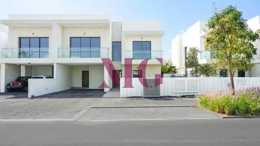 4 Schlafzimmer Villa zum zur Miete in Yas Island, Abu Dhabi - WhatsApp Image 2026-05-11 at 1.51. 35 PM (12). jpeg 4 Schlafzimmer Villa zum zur Miete in Yas Island, Abu Dhabi - WhatsApp Image 2026-05-11 at 1.51. 35 PM (12). jpeg