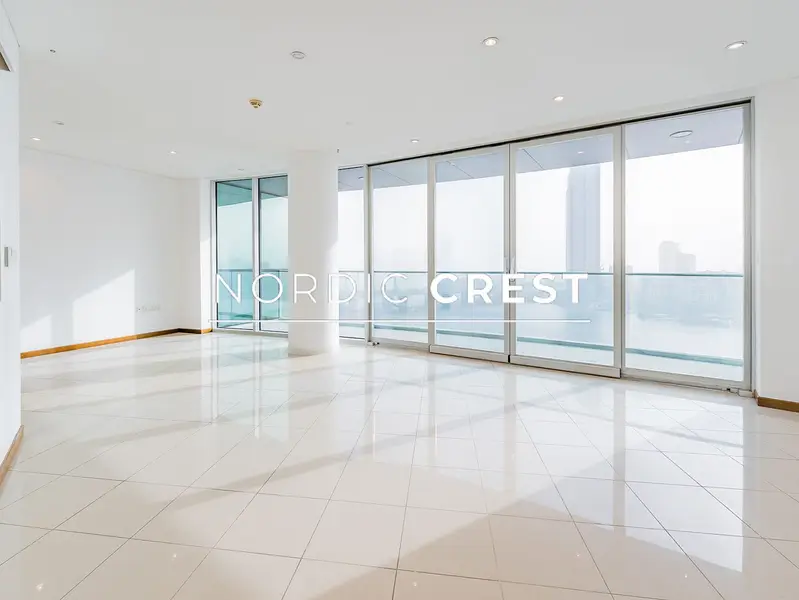Waterfront View Residence | Spacious 3BR+M