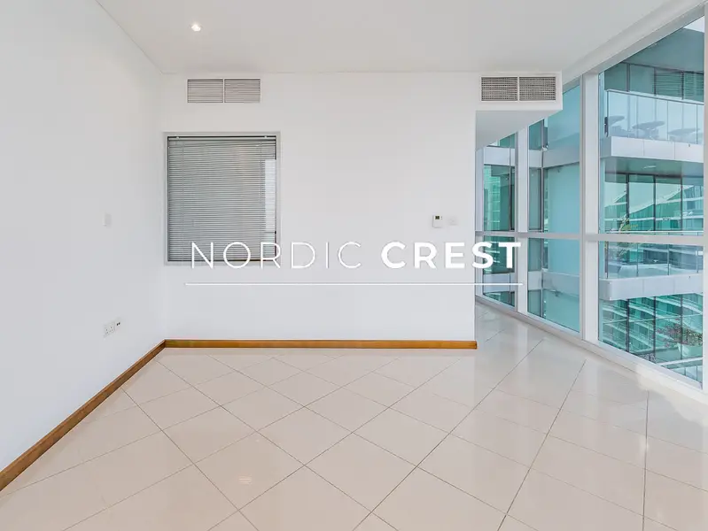 Waterfront View Residence | Spacious 3BR+M